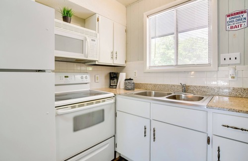 Kimberling City Cottage | Kimberling City Oasis: Boat Slip, Kayaks & More!