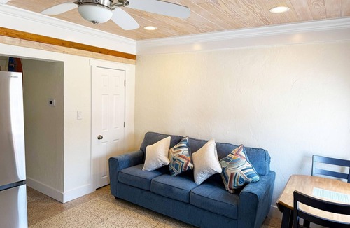 Golden Beach Apartment | King 1BR – Venice Villas on Golden Beach Sleeps 4