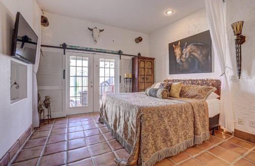 St. George Villa | King Bed Villa with Kitchen, Spa, Pool, Gym - Relaxing