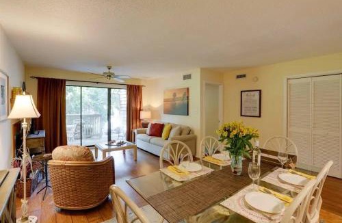 Arcadian Shores Villa | Kingston Plantation Villas - Ground Floor 2BR Condo Near Beach