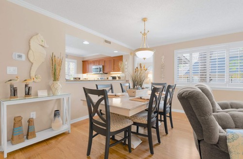 Arcadian Shores Villa | Kingston Resort: Ground floor, 7 min walk to beach, two decks