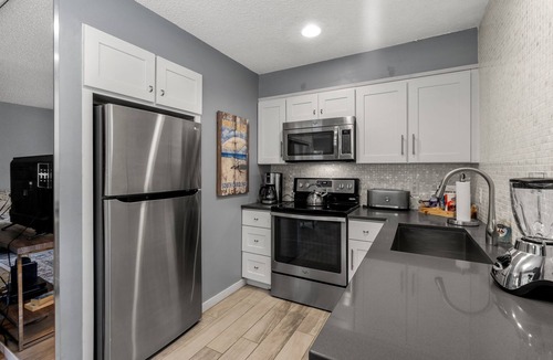 Arcadian Shores Villa | Kingston WHP 20A 1st floor Villa w/pool/beach