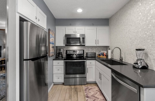 Arcadian Shores Villa | Kingston WHP 20A 1st floor Villa w/pool/beach