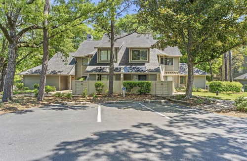 Arcadian Shores Villa | Kingston WHP 6C Ground level Villa w/pool/beach