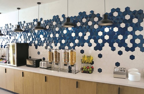 Greatwood Hotel | La Quinta Inn & Suites by Wyndham Richmond-Sugarland
