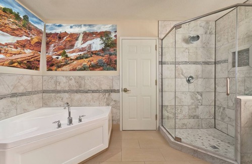 St. George Hotel | La Quinta Inn & Suites by Wyndham St. George