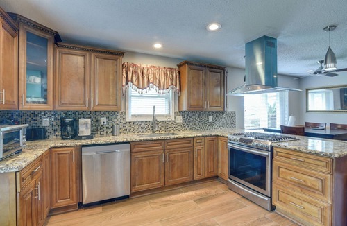 Freeport House | Lake Access & Pool: Spacious Freeport Home!