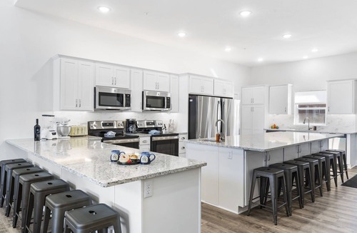 Kimberling City Cabin | Lake View Retreat with Indoor Pool, Theatre, Game Room & Free Daily Tickets