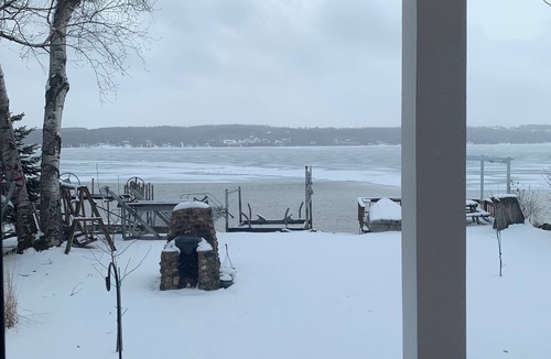 Boyne City Cottage | Lakefront 2-bedroom cottage in Boyne City with WiFi