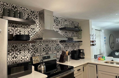 South Bradenton Villa | Lakefront 2BR Bradenton Rental Near IMG & Beaches