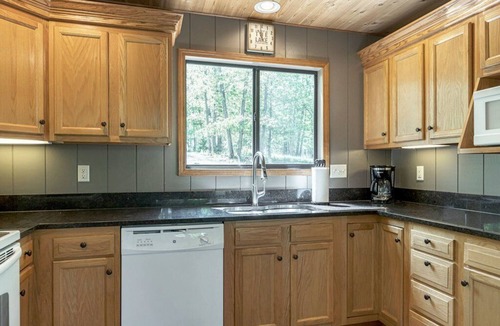 Innsbrook Cottage | Lakefront A-Frame with Private Dock