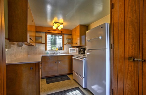 Branch Cottage | Lakefront Branch Cottage w/Dock, Kayaks & Grill!