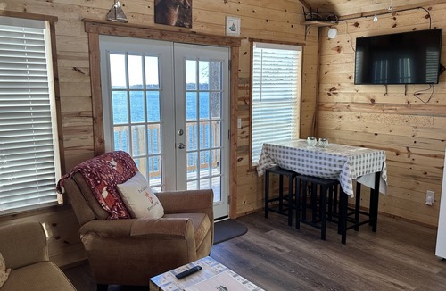 Eucha Cabin | Lakefront Cabin just steps away from the water. "Fox Cabin"