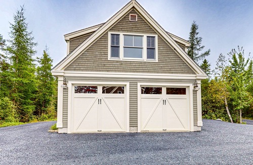 Northeast Somerset Apartment | Lakefront, dog-friendly studio with firepit and lake & mountain views