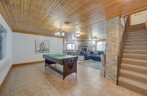Hoyt House | Lakefront Eufaula Escape w/Dock + Private Beach!