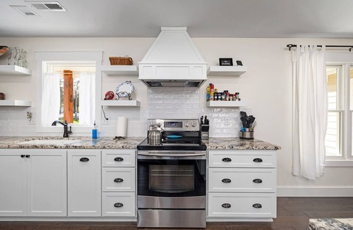 Branson West House | Lakefront Home-4BR 2B-Branson West. Clean Casual Elegance-Great Parking Spaces.