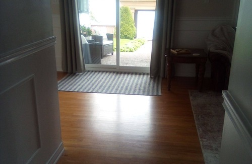 Cole Harbour Apartment | Lakefront suite