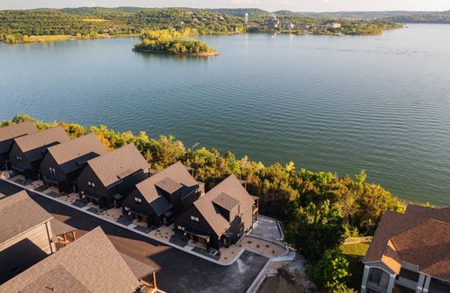 Hollister House | Lakefront | Three homes (sleeps 68) golf simulators, outdoor saunas, & hot tubs
