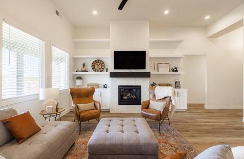 Hurricane House | Lakeside Villa at Sand Hollow Resort
