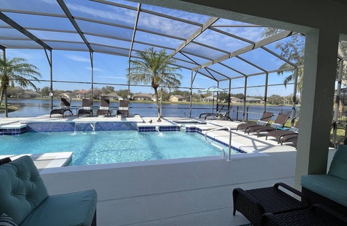 West Kissimmee Villa | Lakeview Retreat: luxury 5★ villa -large pool, spa, game room, near parks & golf