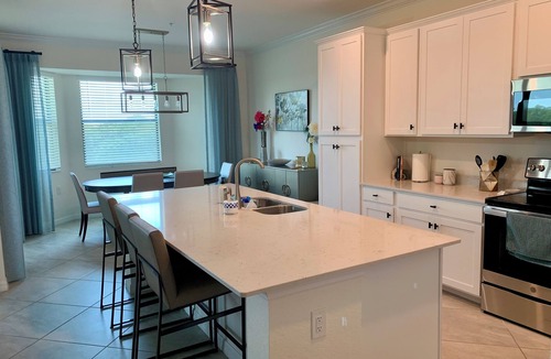 Lakewood Ranch Condo | Lakewood National Golf Club Penthouse Condo with Luxury Amenities - Pet Welcome