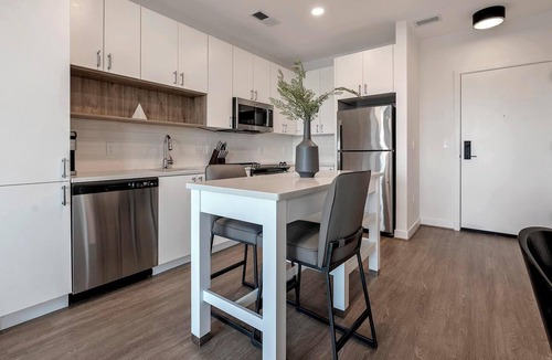 Old Town West Apartment | Landing | Amazing 2BD, Gym, Clubhouse