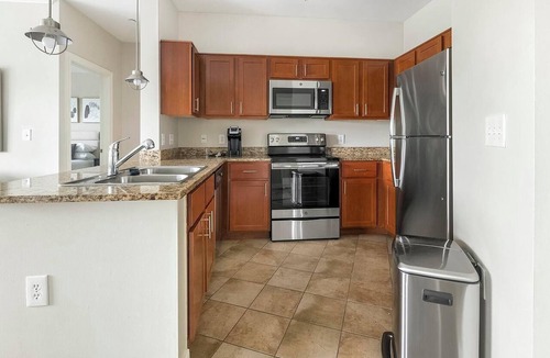 Chillum Apartment | Landing | Amazing 2BD, Gym, Clubhouse