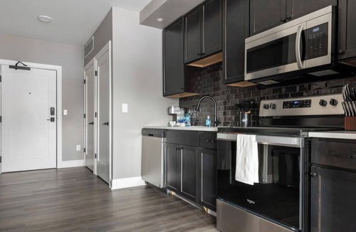 Downtown Columbus Apartment | Landing | Amazing Studio, Clubhouse, Yoga Studio