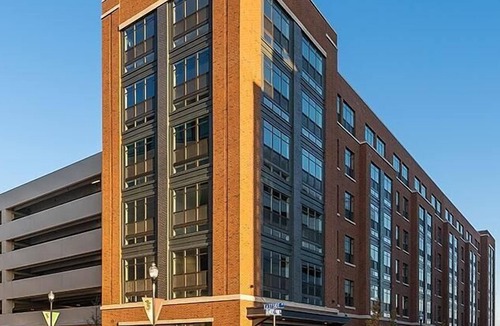 Ashburn Apartment | Landing at BLVD Commons - 1 Bedroom in Downtown Ashburn