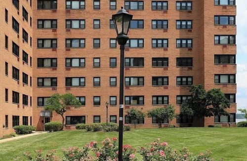 Old Town Alexandria Apartment | Landing at Bridgeyard - 1 Bedroom in Old Town
