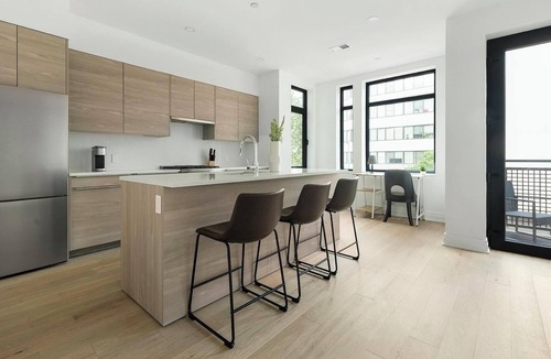Mount Vernon Square Apartment | Landing | Beautiful 2BD in Logan Circle