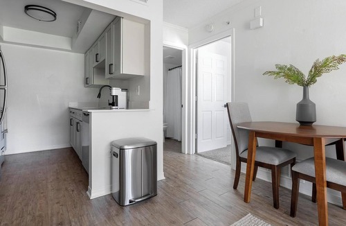 Fruitville Apartment | Landing | Spectacular 1BD, Gym, Clubhouse