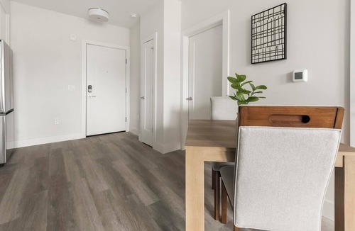 Cardozo Apartment | Landing | Stunning 1BD in Columbia Heights