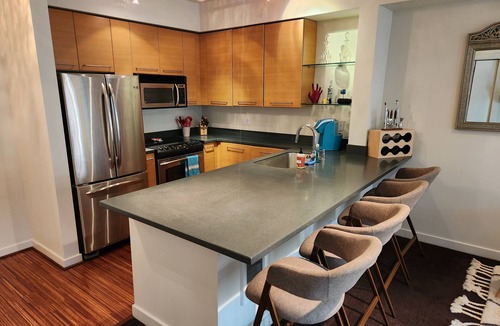 Broadway Condo | Large 1-bedroom in amazing Capitol Hill neighborhood with secure parking & dog+