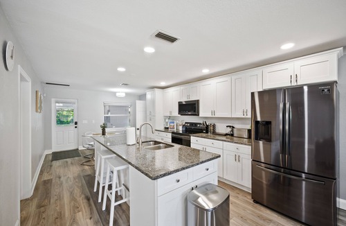 Winter Haven House | Large Family Home, Legoland, Pet Friendly, 7 Beds