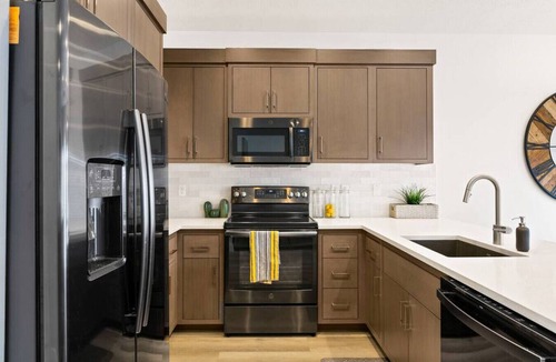 St. George Villa | Large Home Sleeps 16-Pool Perfect For Family Fun!