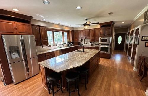 Severn House | Large Home with Private Pool, Gym, Sauna, 7 Bedrooms, Sleeps 21