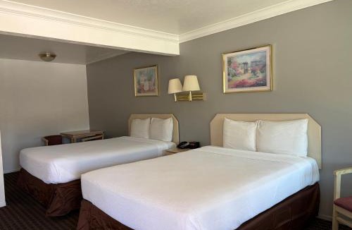 Willits Hotel | Lark Motel Willits