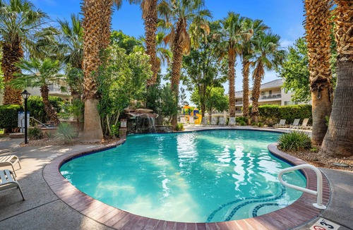 St. George Condo | Las Palmas Resort 124, Mesa Views, Accepts Nightly & Monthlies, Grill, and fully stocked kitchen
