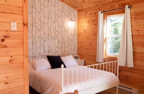 Halifax County House | Lawrencetown Lodge - The Birch Studio