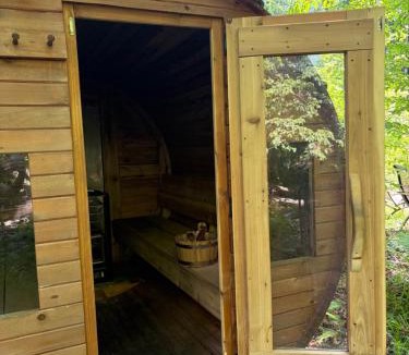 West Brome Other | Le Dôme, nature, ressourcement et sauna