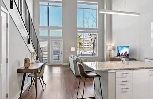 Tysons Apartment | Life at The Top | Luxury | Loft | Pool | Lifestyle