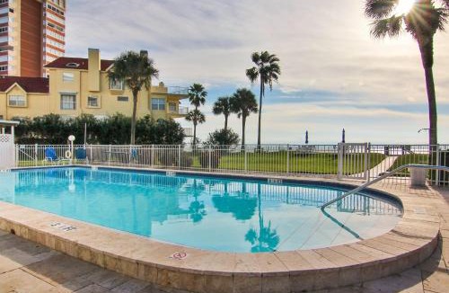 Sunset Reef Apartment | Lighthouse Pointe 402