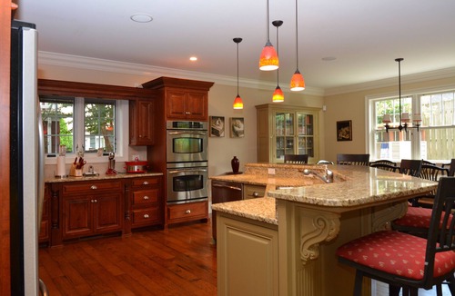 The Pines House | Linens Supplied Downtown Rehoboth Beach House Porch Parking Clean