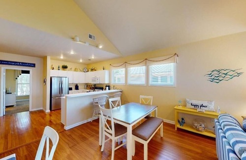 Litchfield by the Sea Villa | Litchfield Lakeside Hideaway 2BR Near the Beach