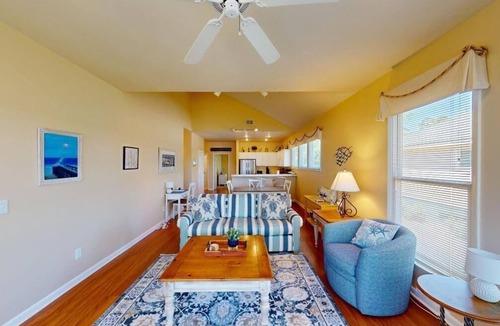 Litchfield by the Sea Villa | Litchfield Lakeside Hideaway 2BR Near the Beach