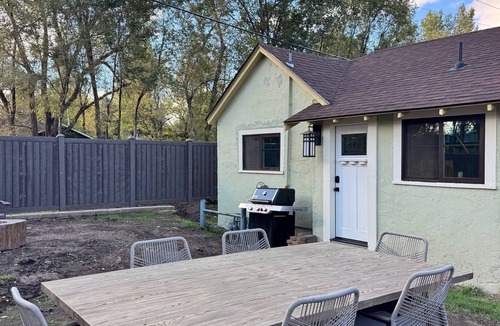 Downtown Flagstaff Cottage | Little Cherry Cottage Close to it All in Flagstaff