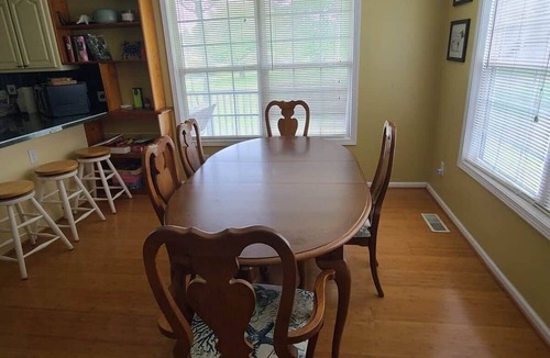 Columbia Cottage | Located on the Albemarle Sound, this family-friendly home has room for everyone!