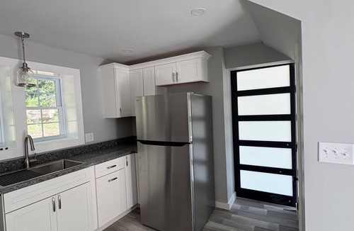 Westerly Condo | Loft-style guest house in the heart of Westerly! All new everything, sleeps 4
