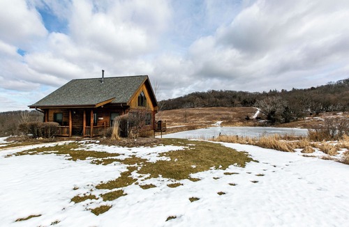 Dubuque Cabin | Lorelei Cabins Edelweiss